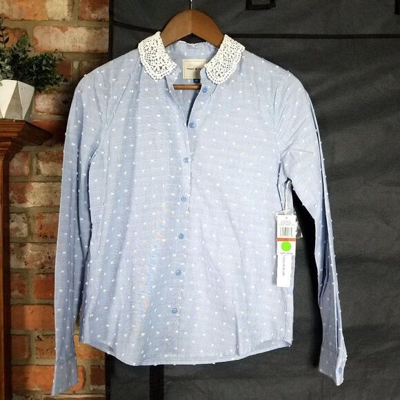 Court & Rowe Blue Swiss Dot Crochet Lace Collar Blouse - Picture 4 of 9